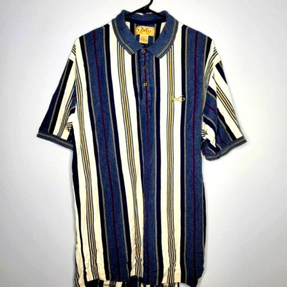 IZOD men's vintage collar shirt